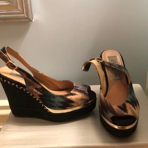 Diane B Wedges